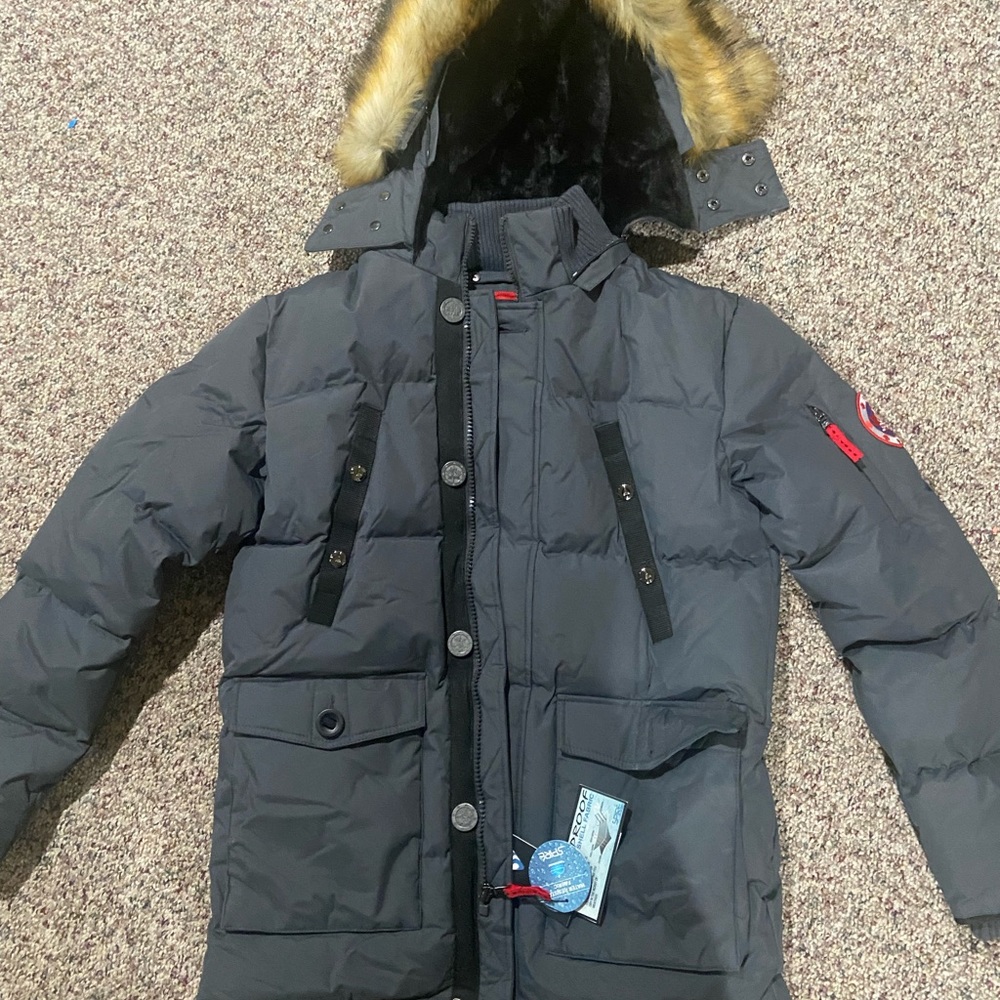 Spire by Galaxy men’s heavy weight coat with detachable hood.